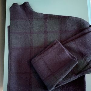 TAHARI Mock Neck Knit Sweater